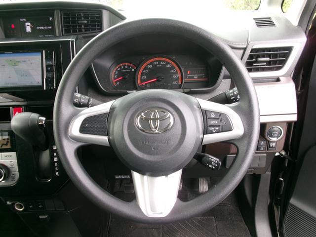 Toyota Roomy 2017